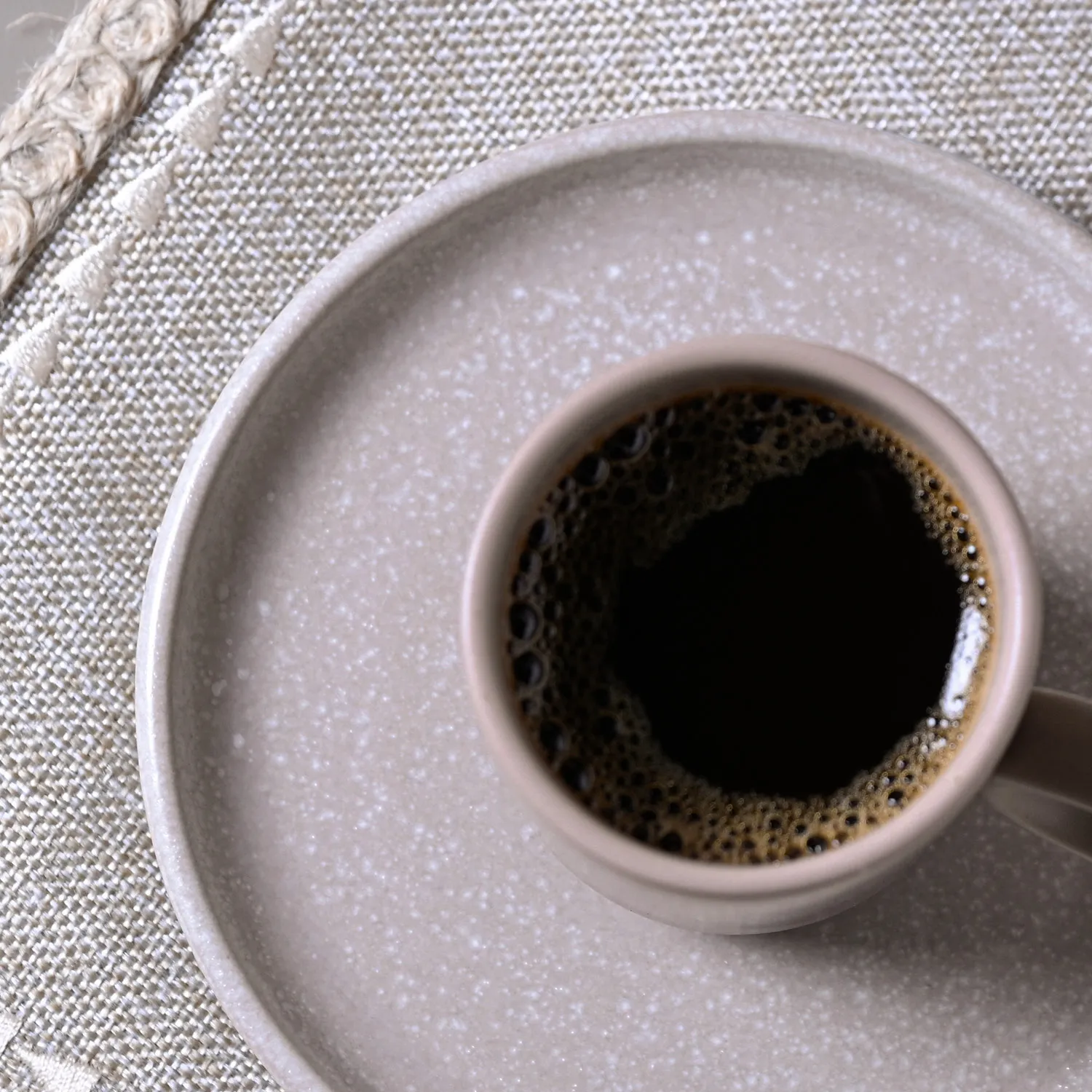 Conjunto com 12 Xícaras de Café com Pires Basic Sandy 90ml