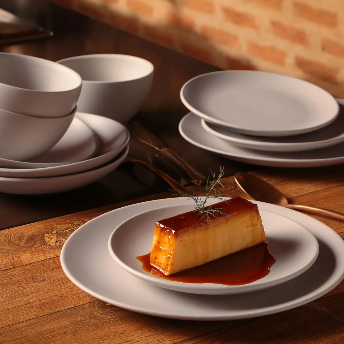 Conjunto com 6 Pratos Raso Coup Stoneware Mahogany Ø26cm
