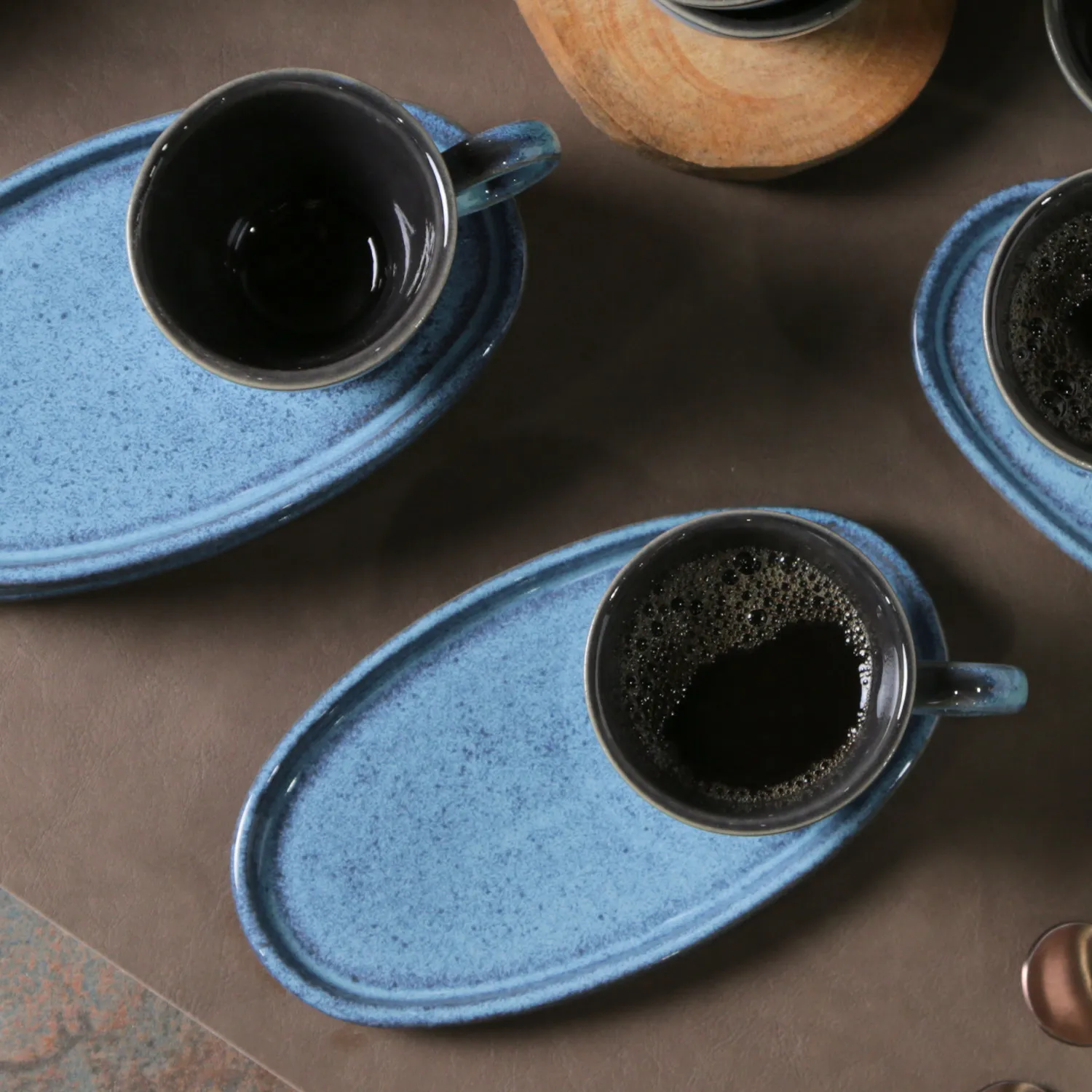 Conjunto com 6 Xícaras de Café Neo com Pires Oval Breeze 110ml