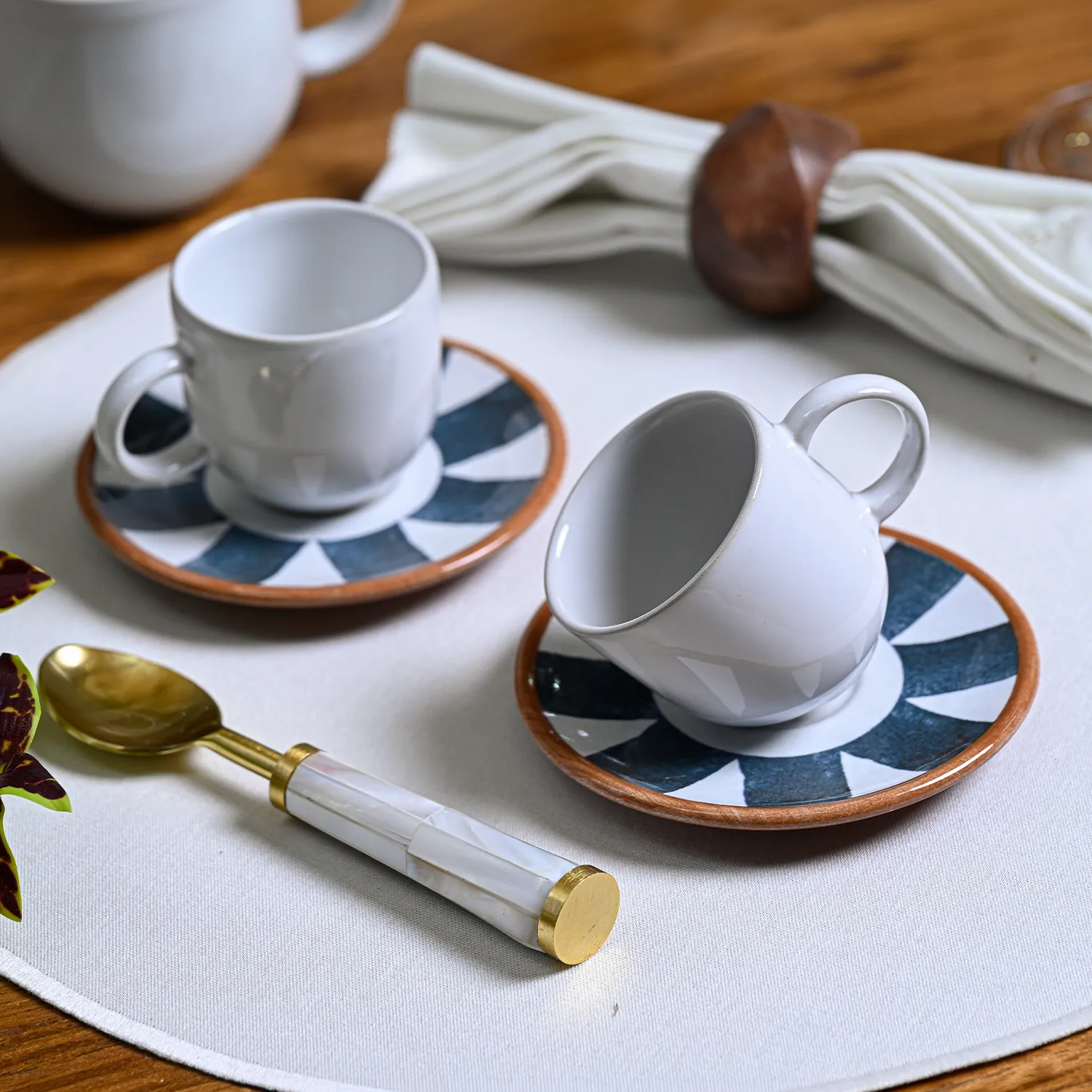 Conjunto com 6 Xícaras de Café com Pires Coup Stoneware Trópico 97ml