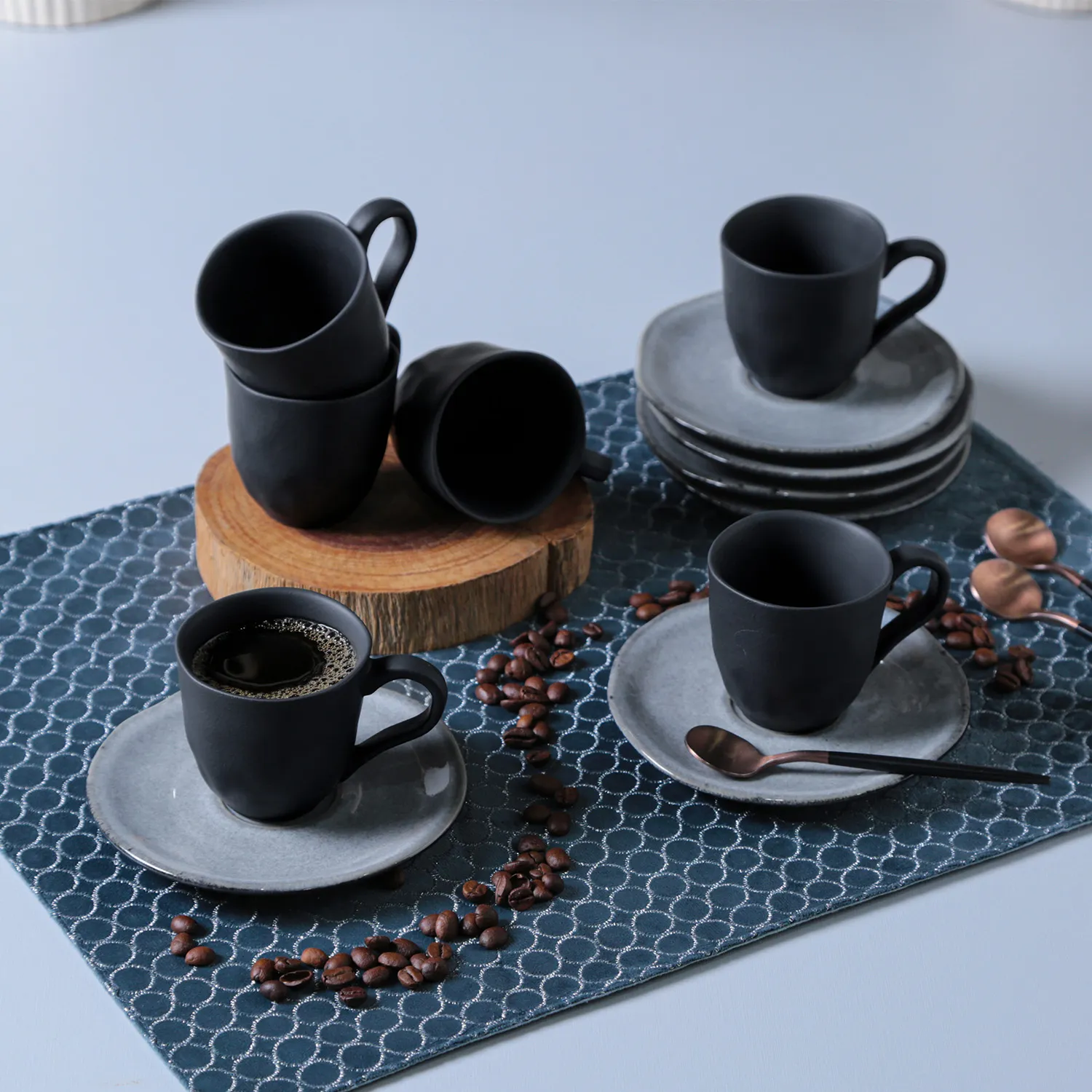 Conjunto com 6 Xícaras de Café com Pires Orgânico Concreto 120ml