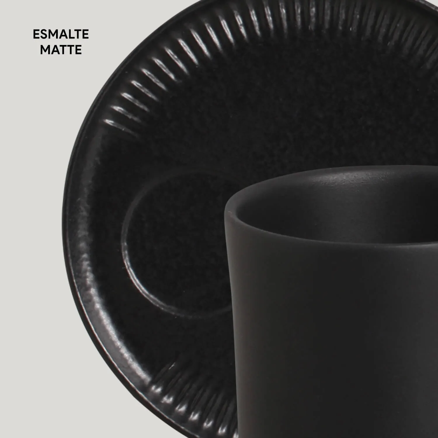 Kit Canecas Coup Stoneware com Pires Preto Matte 330ML